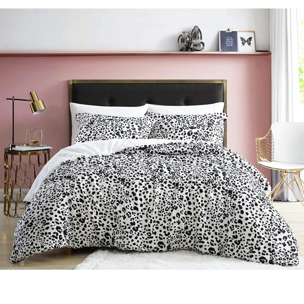 Betsey Johnson Water Leopard Duvet Cover Set, Twin NWT